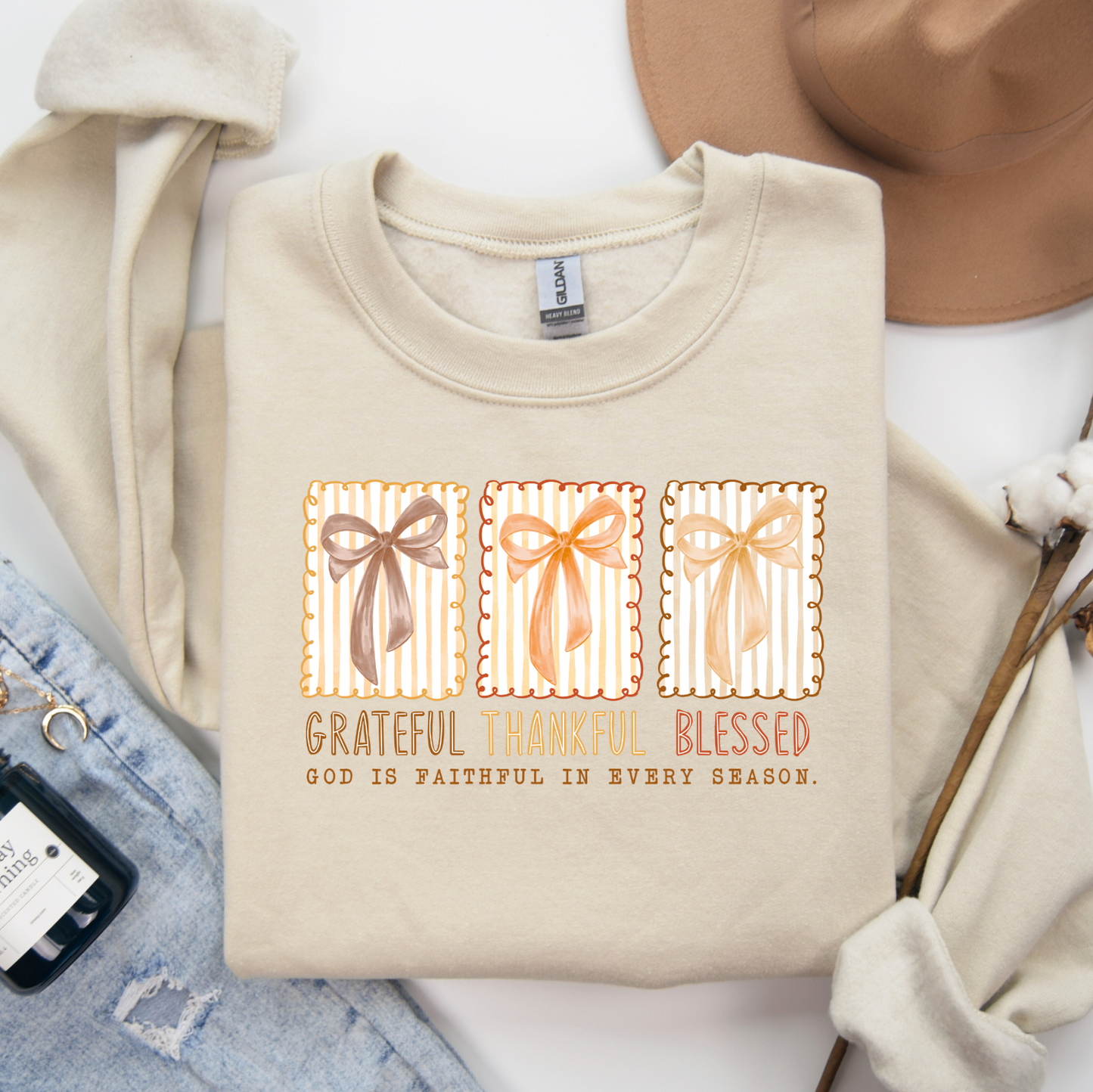 Grateful Thankful Bows Graphic Crewneck