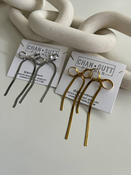 LARGE BOW EARRINGS