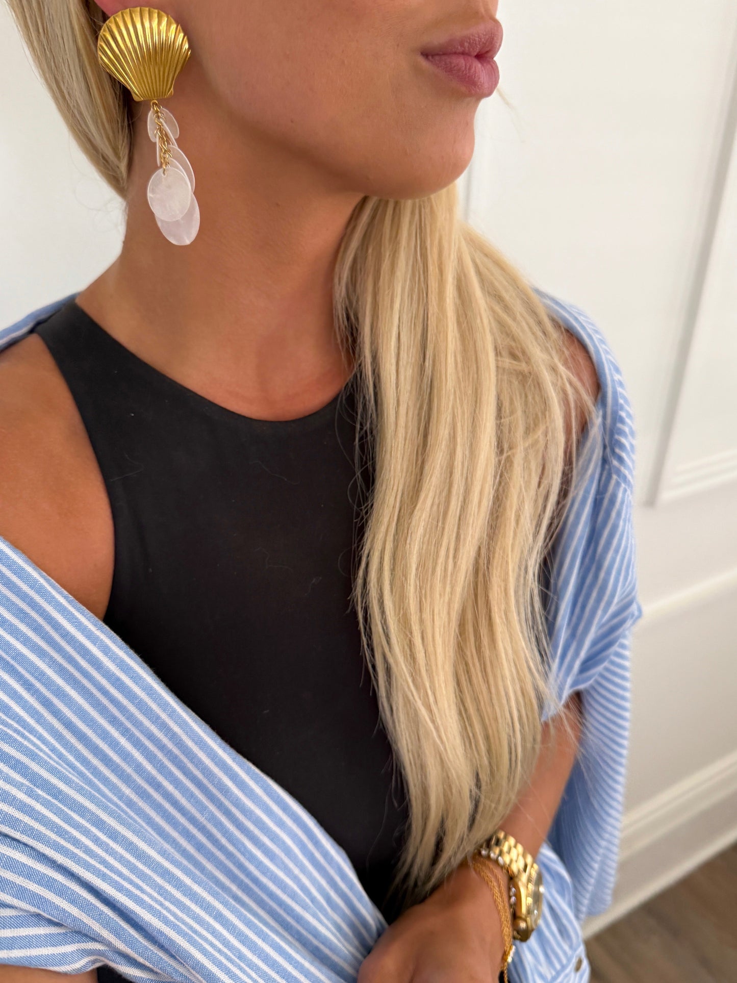 PEARL SEASHELL EARRINGS