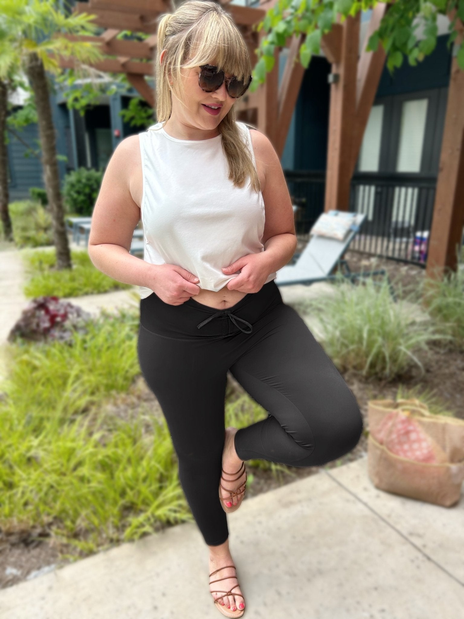 PRE - ORDER Curve & Contour Scrunch Leggings - 5/26 - Girl Code Couture